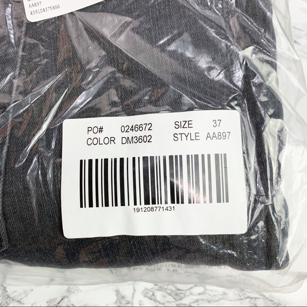 Madewell Cali Demi-Boot Jeans in Bellspring Wash - Picture 6 of 7